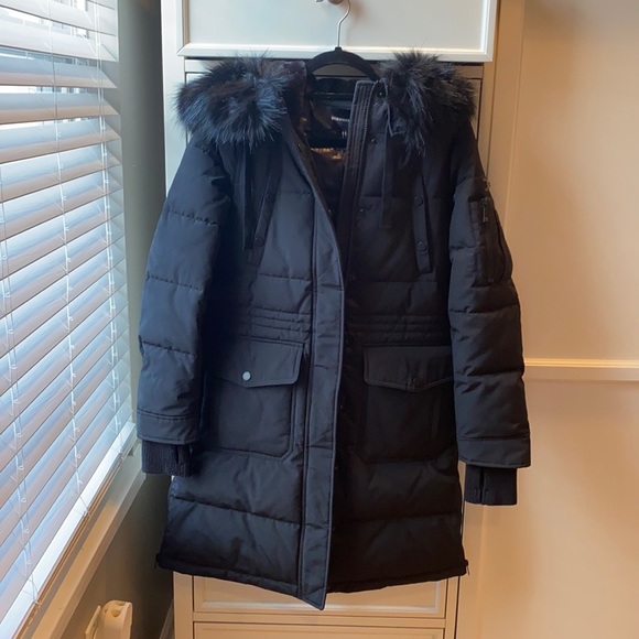 BCBGMaxAzria Jackets & Blazers - NWOT BCBGMaxAzria Puffer Parka Jacket